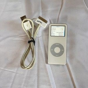 Apple iPod nano 1st Gen (2 GB) A1137 | White | TESTED